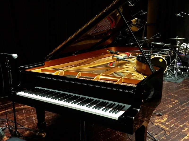 Location de pianos Steinway & Sons et Yamaha pour concerts en Bretagne